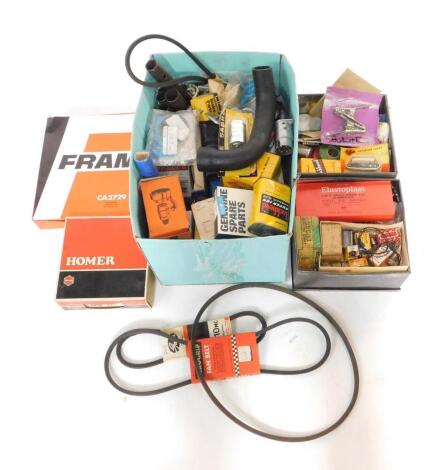 Various car parts, to include Homer GS310 brake shoes, Farm 2729 air filter, Lodge spark plugs, fan belts, two Britax Fogbeater brake lights, Pifco brake lights, Unipart distributor caps, etc. (1 box)