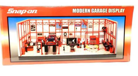 A Snap-On model garage display, diorama, 1:24 scale, boxed.