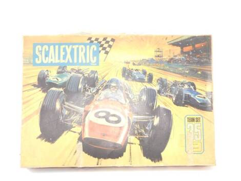 Scalextric Team Set 35, boxed. (AF)