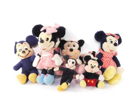 Mickey and Minnie Mouse soft toys. (qty)