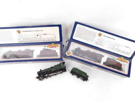 A Bachmann OO gauge Thompson B1 Class locomotive The West Yorkshire Regiment, LMS red livery, 4-6-0, 6130., Jubilee Class locomotive, Galatea, LMS red livery, 4-6-0, 5699, both boxed, and a Hall Class locomotive Beenham Grange, Great Western green livery,