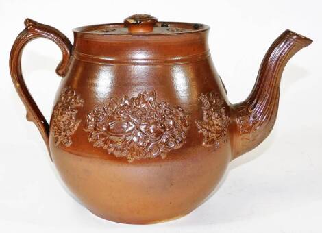 A large Derbyshire salt glazed teapot and cover, decorated with sprigs of pheasants and union group, c1840, 22cm H.