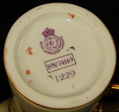 A Royal Worcester blush ivory tall jug, decorated with stylized flowers and grapes, shape code 1229, puce marked, 1892, 15cm H. - 4