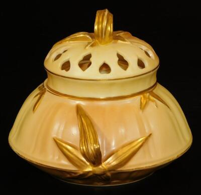 A Royal Worcester blush ivory bulbous potpourri vase and cover, decorated with flowerheads , shape code 1326, c1907, 10cm H. - 2