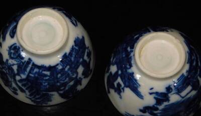 A Caughley miniature tea bowl and saucer en suite, c1780, saucer 7.5cm Dia. - 7