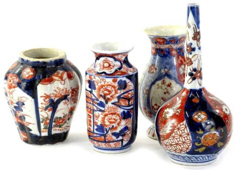 Various Imari pottery, to include a stem vase with bulbous body, decorated with flowers, 18cm H, other decorated items. (4)