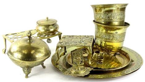 Various brass ware, early 20thC and later, Eastern jar and cover, trivet, circular tray, lidded jar 9cm H, etc. (a quantity)