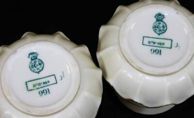 A pair of Royal Worcester blush ivory small squat vases, shape code 991, decorated with butterflies, green marked, 1895, 8cm H. - 4