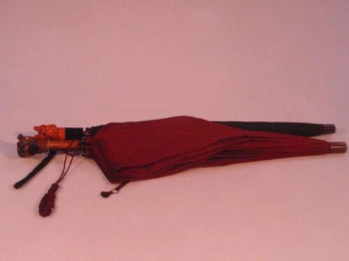 An early 20thC lady's umbrella