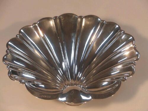 An Edward VII silver shell dish by J. Nowill & Sons