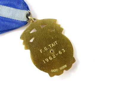 A WWII D.F.C medal group, awarded to Acting Flight Lieutenant Ronald Victor Munday, number 133102, Royal Air Force Volunteer Reserve, no. 57 Squadron, to include a 1944 Distinguished Flying Cross, a 1939-45 Star, the Air Crew Europe Star medal, the Defen - 3