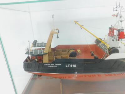 A scale model of The Boston Sea Harrier fishing trawler, LT418, registered in Lowerstoft, perspex cased, boat 72cm W. - 2