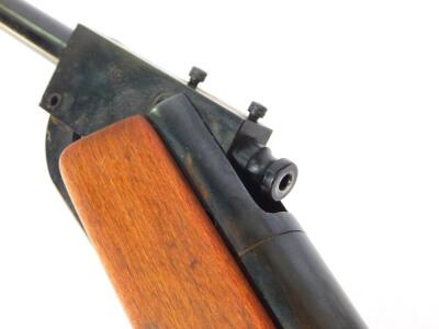 A Webley & Scott air rifle, number 177, with gun sighting, 99cm wide. - 3