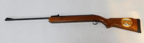 A BSA Air Sporter air rifle, 112cm wide.