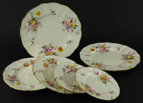 Various Royal Crown Derby Derby Posies pattern cabinet plates, 26cm wide etc. (6).