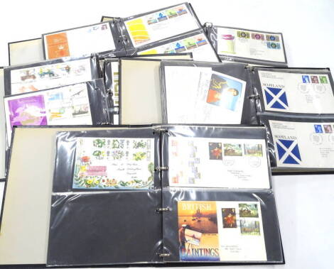 Various first day covers etc., The Queens Silver Jubilee Tour 1977, The Telephone, Horses, various others 1970's etc. (5 albums).