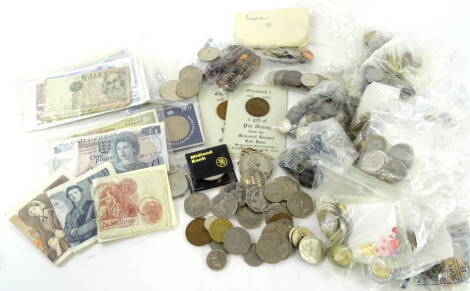 Various coins, mainly GB, commemorative crown 1952-1977, other crowns, Churchill etc., bank notes, Guernsey pound BB271209, various French francs, other Isle of Man pound notes, quantity of various design 50 pence pieces, Isle of Man Christmas 1987, anoth