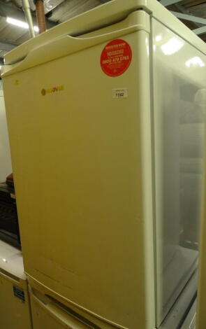 A Hoover fridge, DL1-16/CHV, 83cm high, 54cm wide, 55cm deep.