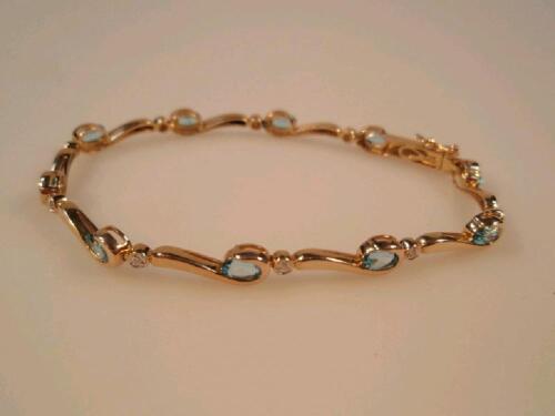 A 9ct gold link bracelet