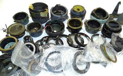 Various compass sections, metal casings etc., 12cm diameter (a quantity).