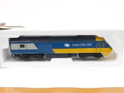 Two Lima OO-gauge InterCity 125 Class 43 HST engines, BR Corporate blue, 205160 and 205164, boxed, and an InterCity coach in BR Corporate blue W13493, DCC fitted. (3) - 3