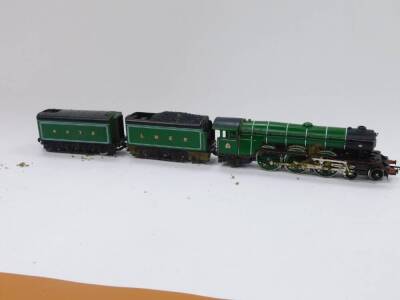 A Hornby OO-gauge locomotive 'Flying Scotsman', Class A3, LNER green livery, 4-6-2, 4472, with two tenders, DCC fitted, with associated box. - 2