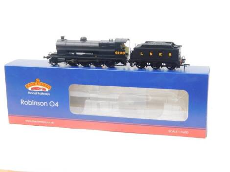 A Bachmann OO-gauge Robinson Class 04 locomotive, LNER black livery, 2-8-0, 6190, 31-003, boxed.