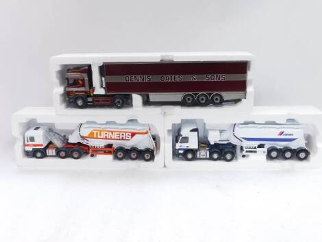 Corgi die cast 1:50 scale lorries, limited edition Hauliers of Renown Dennis Oats and Sons, Turners tanker and another Semex, boxed. (3)