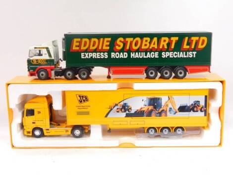 A Corgi 1:50 scale JCB limited edition lorry set, CC13237, boxed, and an unboxed Eddie Stobart high sided express haulage lorry. (2)