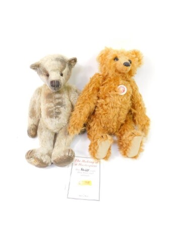 A handmade Ridibars plush jointed teddy bear, in white, 41cm high and a Steiff brown bear with card label. (2)