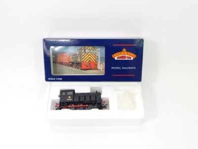 A Bachmann 00 gauge Class 04 diesel shunter locomotive, BR black livery with early emblem, 11222, 32-341, boxed..