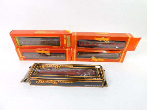 Hornby 00 gauge coaches etc., LMS 3rd Class 5644, Midland 3rd Class 1490, 2913, another and a Mainline 00 gauge auto trailer coach, boxed. (5)