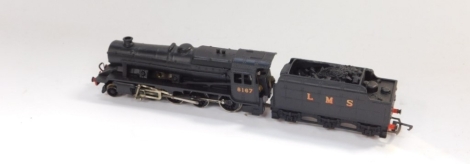 A Wrenn OO/HH gauge locomotive and tender LMS 8167, 2-8-0 Freight W2225.