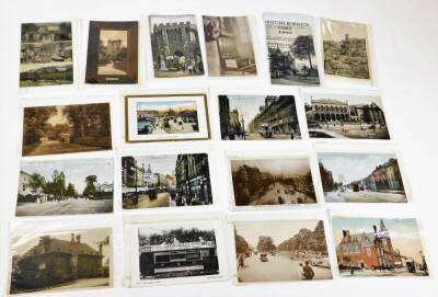 Various postcards, early 20thC black and white printed street scenes, etc. to include many Derbyshire, Haddon Hall, Whitworth Institute at Darley Dale, The Boating Lake Queens Park Chesterfield, Matlock, The Children's Toy Derby, other black and white str - 3