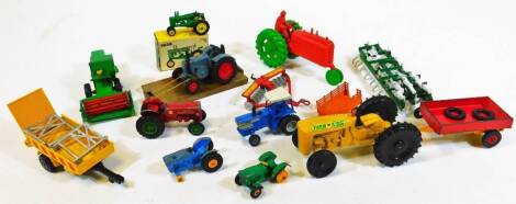 Various die cast vehicles, farm machinery, etc., a Lone Star Farm King tractor in yellow 6cm high, a Lesney Combine Harvester in green, a boxed king size tractor, a John Deere model A Row 1939 crop tractor, etc. (a quantity)