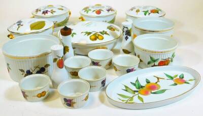 Various Royal Worcester Evesham pattern dinnerware, to include souffle dish 18cm diameter, lidded dishes, part cruet, ramekins, etc., printed marks beneath. (a quantity)