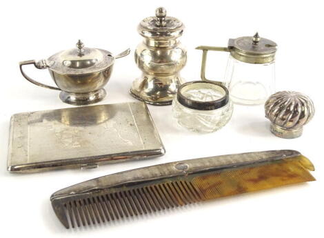 A collection of small silver etc., to include a coffee grinder, scent bottle lid, mustard pot with hinged lid, a silver coloured metal cigarette case, engraved with a map of India and with a personal inscription to the interior dated 1945, and a small mus