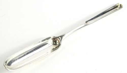 A George III silver marrow scoop, of plain form, London 1796, 1½oz.