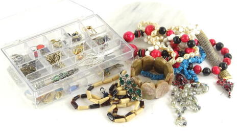 A quantity of costume jewellery, earrings and necklaces, to include imitation turquoise necklace, bracelets, earrings, brooches, etc. (1 box).