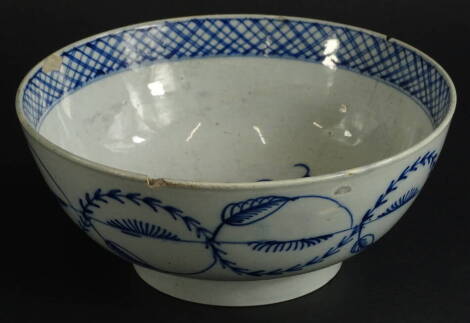 An early 19thC English pearlware blue and white bowl, of circular form, within a lattice banding, centred with flowers, with an exterior entwined floral decoration on circular foot, 21cm diameter (AF).