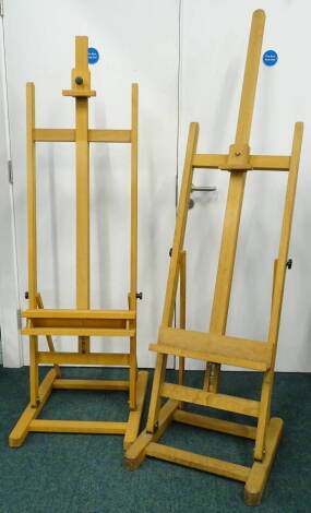 Windsor and Newton standing easel, and another.