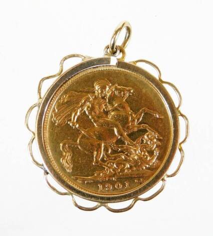 A Victorian full gold sovereign pendant, dated 1901, in a 9ct gold case, 9.5g all in.