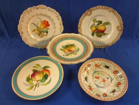 A Chamberlains Worcester sauce plate decorated in Chinese style with flowers