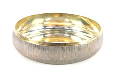 A Gerald Benney silver bowl, with textured bark decoration, boxed, 12.5cm diameter, London 1988, 6.83oz. - 2