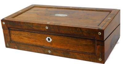 A 19thC rosewood duet writing slope, of rectangular form with mother of pearl inlay and part fitted interior, with exterior vacant cartouche, 13cm high, 46cm wide, 26cm deep. (AF)