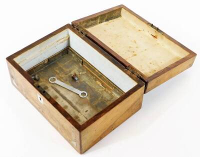 A 19thC walnut Tunbridge jewellery box, of rectangular form with mother of pearl inlay and vacant shield cartouche and escutcheon, with a plain interior, 12cm high, 25cm wide, 17cm deep. - 3