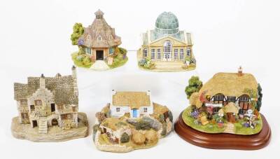 Various Lilliput Lane groups, to include Stockwell Tenement 480 1981-1, Bally Kerne Croft 1068 1989-1, The Rest House and Happy 21st Birthday. (5, boxed with some paperwork)