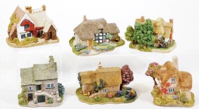 Various Lilliput Lane groups, to include Pargetter's Retreat 00166, Camomile Lawn, Beehive Cottage 321189-1C1, Hadleigh Cottage L2221 limited edition no. 0056, Kendal Teahouse 799, etc. (6, boxed with some paperwork) - 2