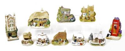 Various Lilliput Lane groups, to include Holly Tree House, Out To Sea L3785, Frost Bite L2366, and various others. (10, boxed with some paperwork)