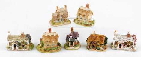 Various Lilliput Lane groups, to include Finching Fields, another, Ploughman's Cottage, etc. (7, boxed with some paperwork)
